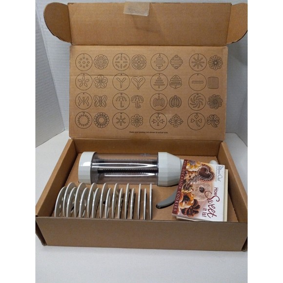 The Pampered Chef Kitchen Pampered Chef Cookie Press 525 In